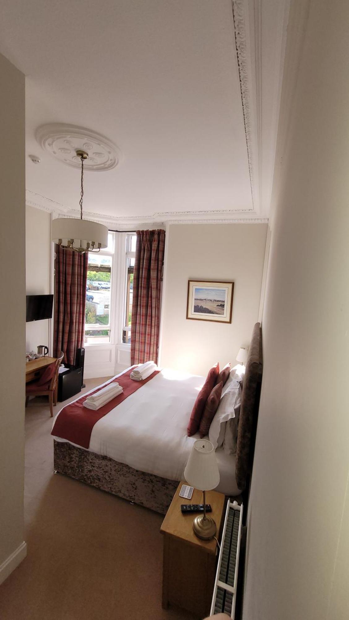 Dryburgh Arms Pub With Rooms Мелроуз Экстерьер фото